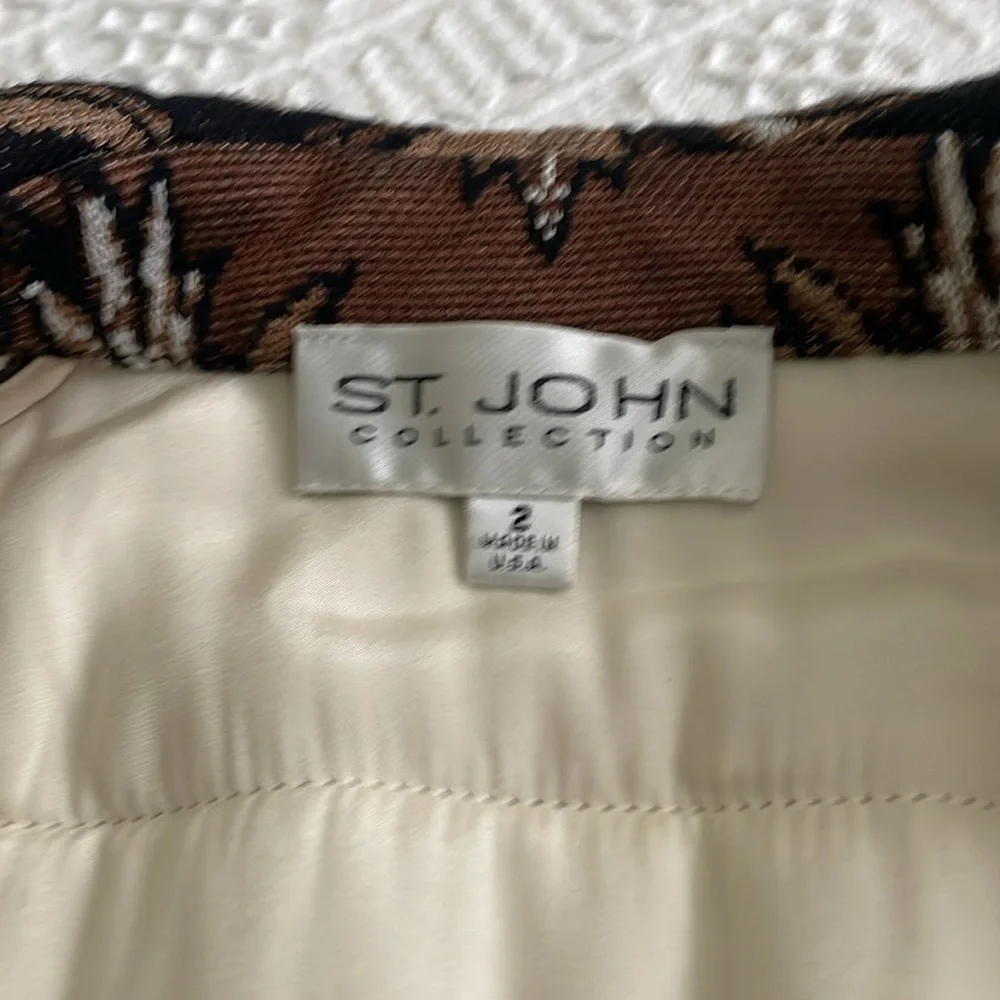St. John Brown jacket Blazer with Intricate Pattern and Black Trim